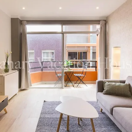 Апартаменты Cozy Beach House. Free Wifi! *
